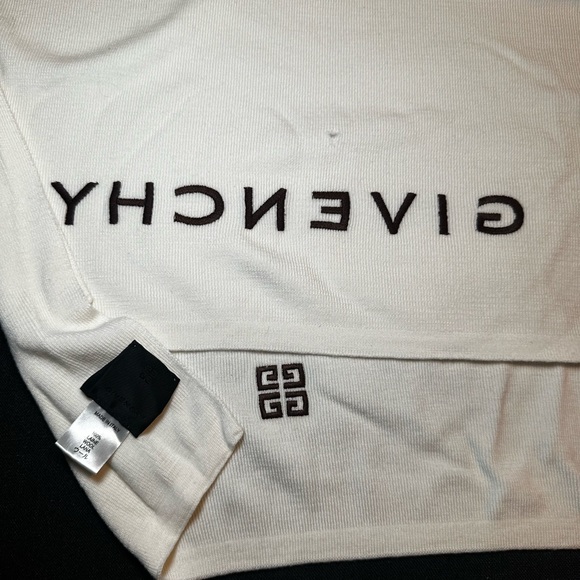 Givenchy Scarf - Picture 8 of 9